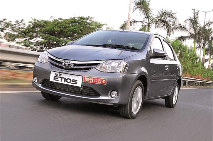 2013 Toyota Etios, Liva facelift review, test drive